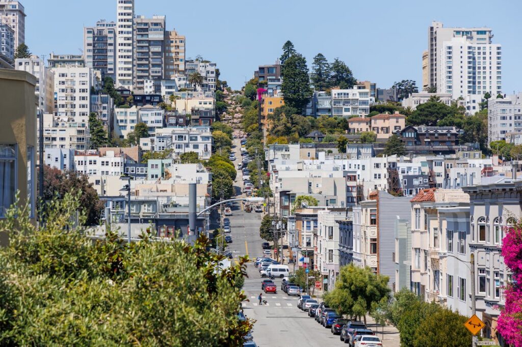 TRACKING NEW CONSTRUCTION CONDO ABSORPTION IN MAJOR US CITIES